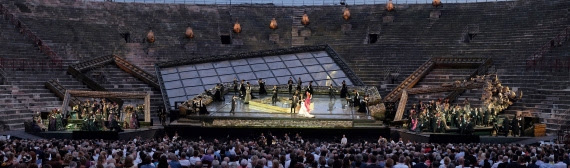 L’Arena di Verona si tinge di Verdi
